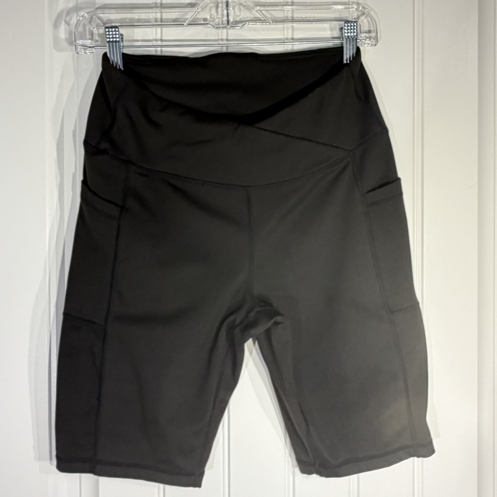 Women's Black High Waisted Biker Shorts With Pockets Athletic Workout Shorts L